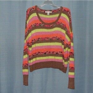 Love By Design Sweater Size L